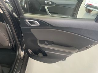 Kia XCeed 2023 ***PLATINUM ΕΛΛΗΝΙΚΟ***-thumb-16