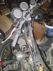 Suzuki GT 185 1978-thumb-1