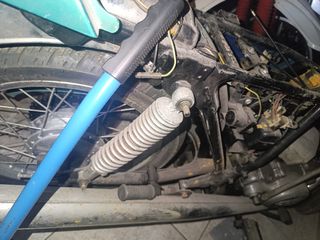Suzuki GT 185 1978-thumb-7