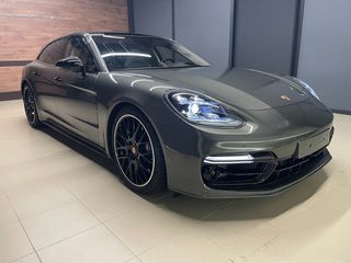 Porsche Panamera 2023 Turbo S E-Hybrid Sport Turismo