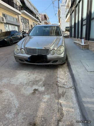 Mercedes-Benz E 200 2005