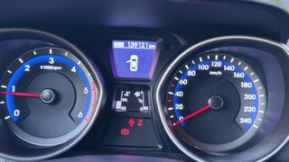 Hyundai i 30 2015 yes-thumb-20