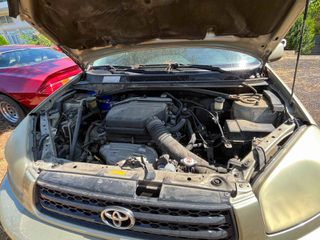 Toyota RAV 4 2002-thumb-6