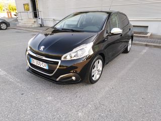 Peugeot 208 2017 TVTi Style   NAVI-thumb-1