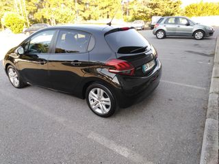 Peugeot 208 2017 TVTi Style   NAVI-thumb-3