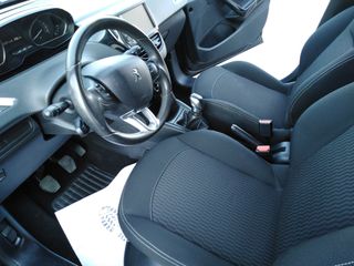 Peugeot 208 2017 TVTi Style   NAVI-thumb-10