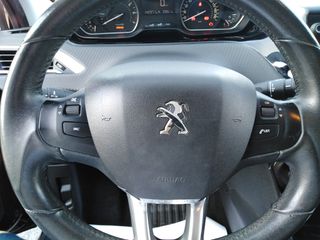 Peugeot 208 2017 TVTi Style   NAVI-thumb-13