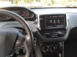 Peugeot 208 2017 TVTi Style   NAVI-thumb-15