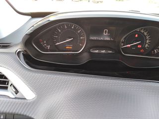 Peugeot 208 2017 TVTi Style   NAVI-thumb-16