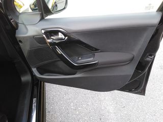 Peugeot 208 2017 TVTi Style   NAVI-thumb-28