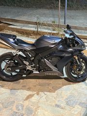 Yamaha YZF-R1 2006-thumb-1