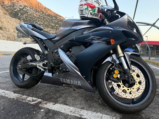 Yamaha YZF-R1 2006-thumb-3