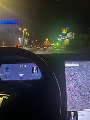 Tesla Model S 2019-thumb-6