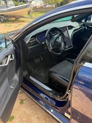 Tesla Model S 2019-thumb-12