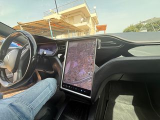 Tesla Model S 2019-thumb-16