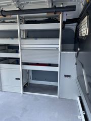 Κλούβα Ford 2017 Custom ΠΩΛΟΥΝΤΑΙ ΜΟΝΟ ΤΑ ΡΑΦΙΑ ΜΕ INVERTER-thumb-31