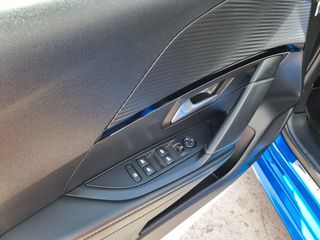 Peugeot 208 2020 !!!! GT LINE !!!! NAVI KAMERA CLIMA 101HP-thumb-67