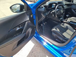 Peugeot 208 2020 !!!! GT LINE !!!! NAVI KAMERA CLIMA 101HP-thumb-41