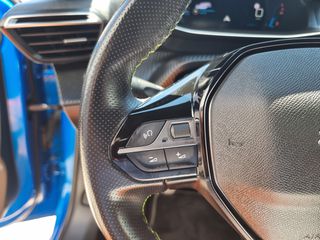 Peugeot 208 2020 !!!! GT LINE !!!! NAVI KAMERA CLIMA 101HP-thumb-51