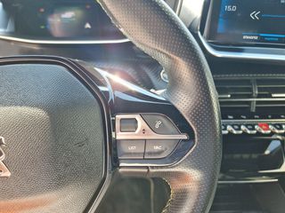 Peugeot 208 2020 !!!! GT LINE !!!! NAVI KAMERA CLIMA 101HP-thumb-52