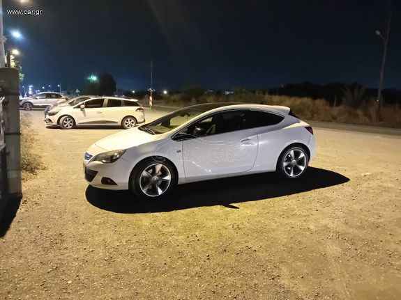 Opel Astra 2012 GTC SPORT 1,4