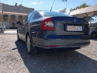 Skoda Octavia 2011 TDI Elegance Navi Multimedia-thumb-19
