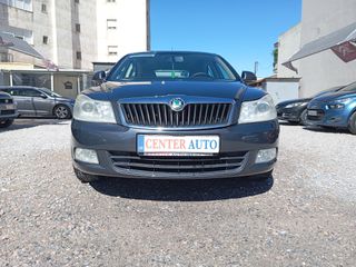 Skoda Octavia 2011 TDI Elegance Navi Multimedia-thumb-3