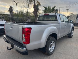 Isuzu D-Max 2012-thumb-5