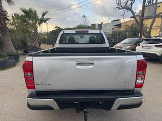 Isuzu D-Max 2012-thumb-6
