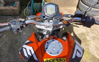 KTM 125 Duke 2012-thumb-3