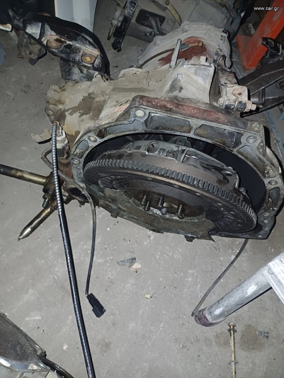 Χειροκίνητα Σασμάν{FORD-ESCORT}{95-99 M}{1600CC}