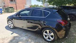 Opel Astra 2011 J Turbo 1.6