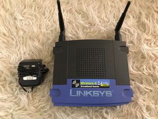 Linksys Wireless-G Broadband Router 2.4GHz 54Mbps Model WRT54G