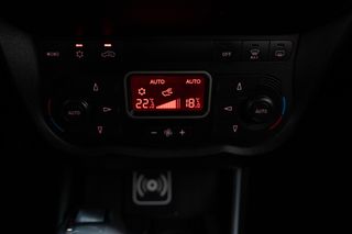 Alfa Romeo Mito 2010 1.6 diesel-thumb-8