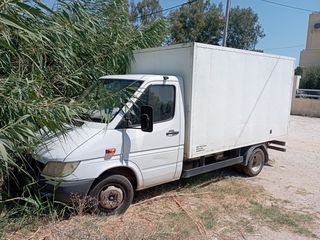 Mercedes-Benz 2000 Sprinter 413