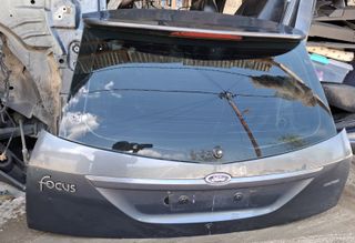 bootlid Ford focus ST170.