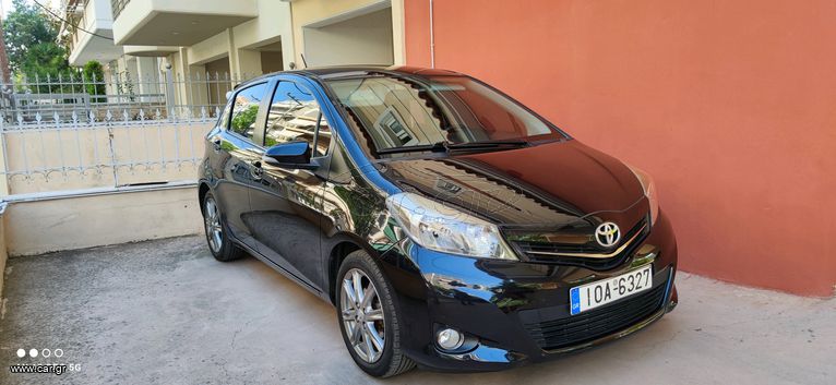 Toyota Yaris 2012 style