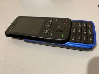 NOKIA 5610d