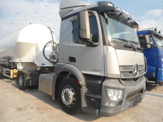Mercedes-Benz 2015 ANTOS  1840  EURO6-thumb-1