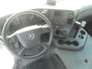 Mercedes-Benz 2015 ANTOS  1840  EURO6-thumb-4