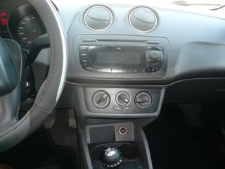 Seat Ibiza 2009-thumb-12