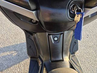 Yamaha XMAX 400 2017-thumb-7