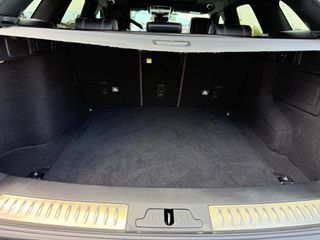 Land Rover Range Rover Velar 2018 D 240 HSE-thumb-10