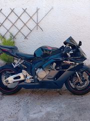 Honda CBR 1000RR 2005 FIREBLADE