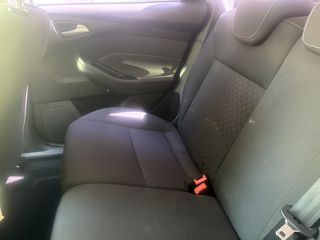 Ford Focus 2013-thumb-9