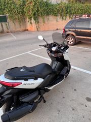 Yamaha XMAX 400 2014-thumb-9