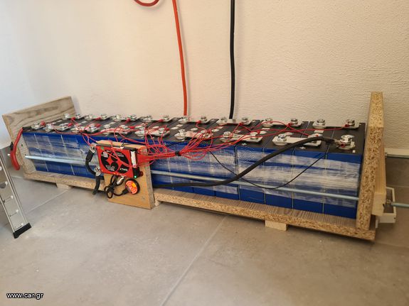 Μπαταρία λιθίου lifepo4 100Ah 51.2v η 25.6v-thumb-1