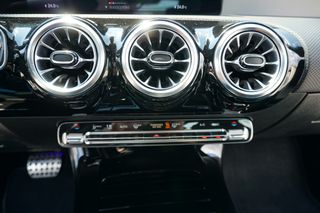 Mercedes-Benz CLA 180 2023 AMG LINE 7G-DCT - 1ο ΧΕΡΙ - ΑΨΕΓΑΔΙΑΣΤΟ - FULL EXTRA-thumb-61