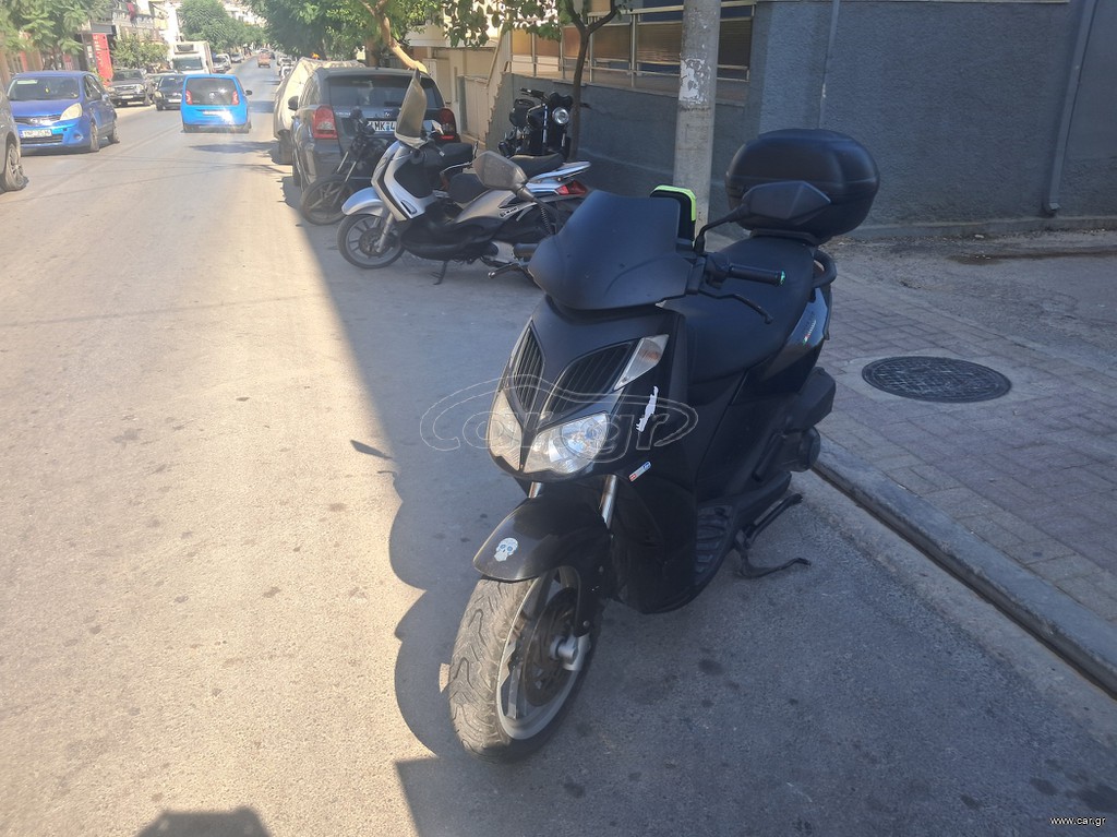 Aprilia SportCITY 200 2006