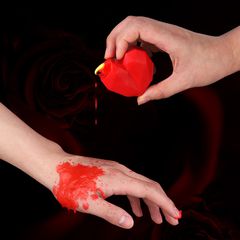 Heart Shape Low Temperature Candle Red-thumb-1